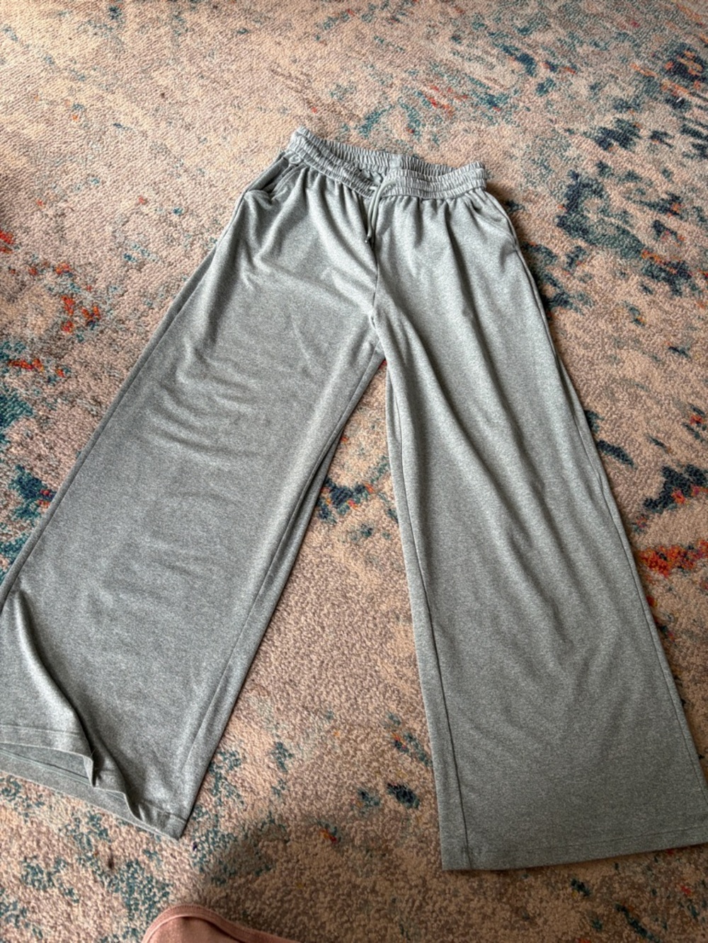 HALARA Wide-Leg Lounge Joggers - Gray